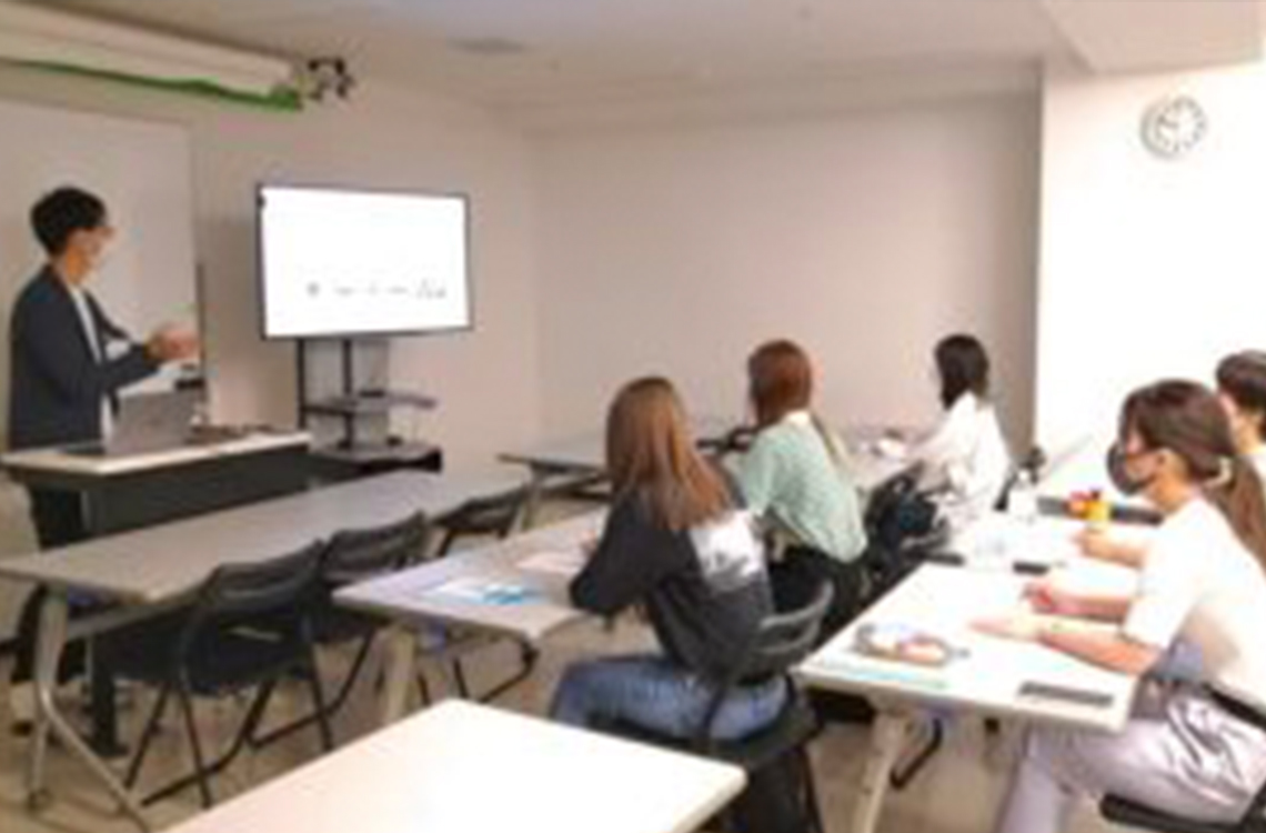 専門学校の特別講師をしてきました！